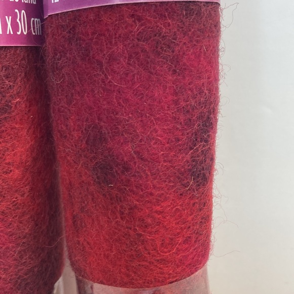 Dimensions 100% Wool Felt Marbled Red Blended Felt Garnet Needle Felting Crafts - Picture 4 of 13